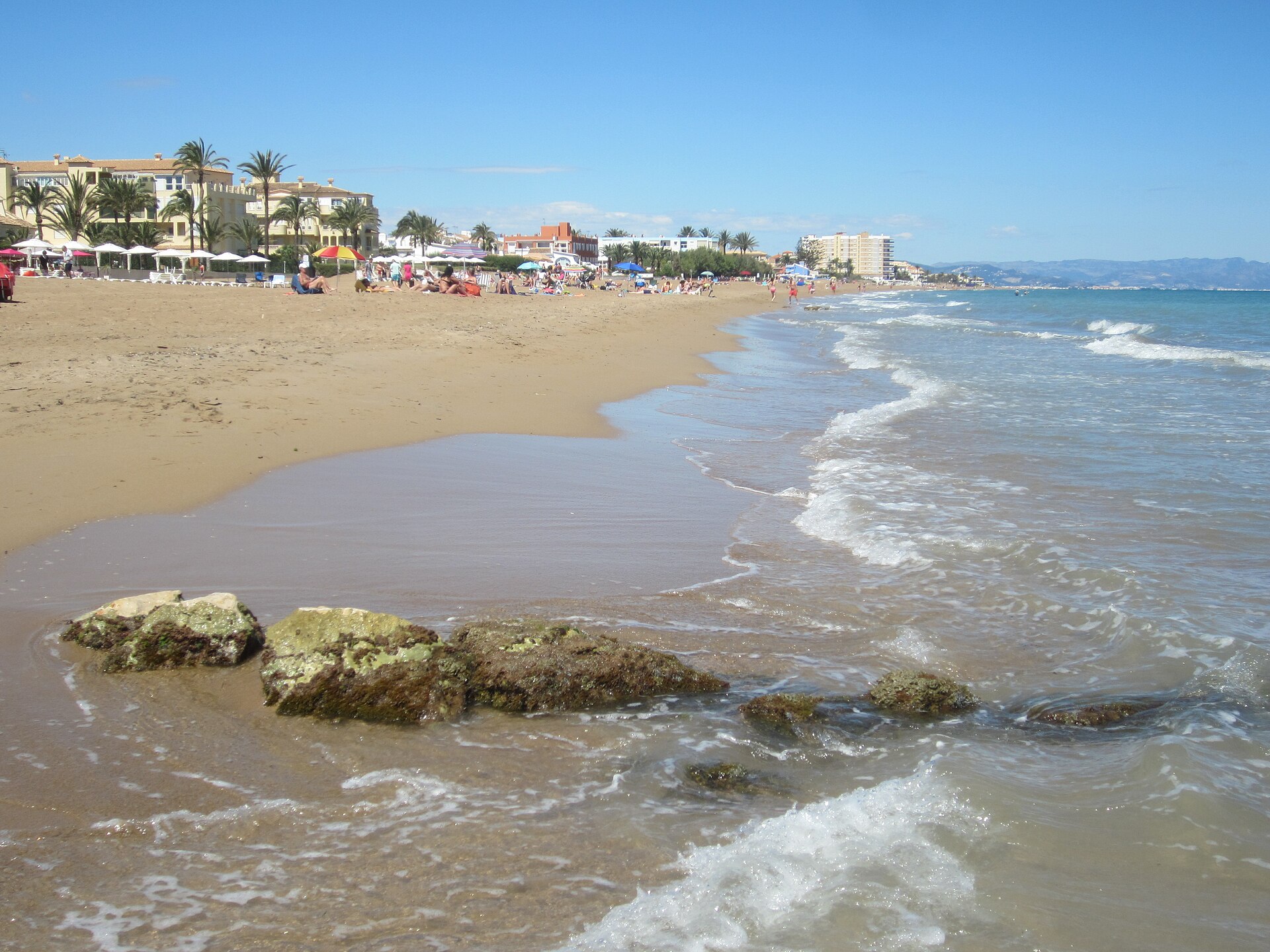 Las Marinas beach